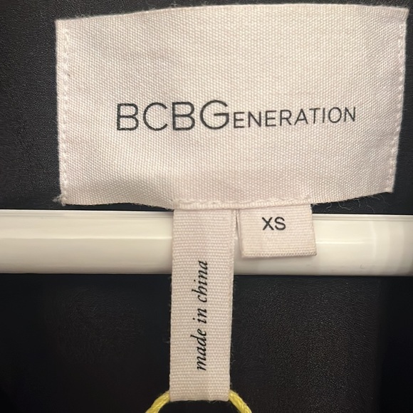 BCBG Generation Black Sequin Drape Blazer XS - Picture 4 of 5